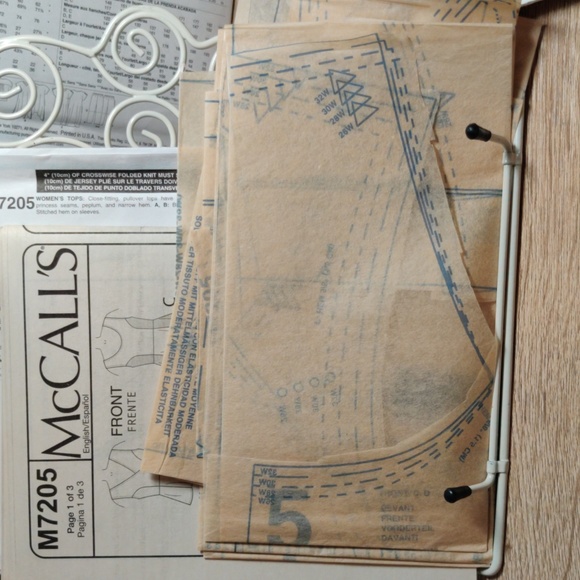 McCall's Sewing Pattern #M7205 - Picture 3 of 3